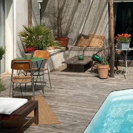 Maison D Hotes La Madeleine Oda ve Kahvaltı