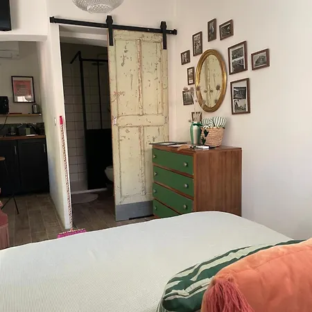 Maison D Hôtes La Madeleine Couette-café 4*